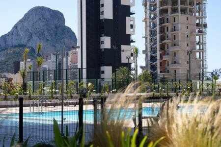 Apartamento De 3 Dormitorios Piscina Y Parking Calpe Exterior foto